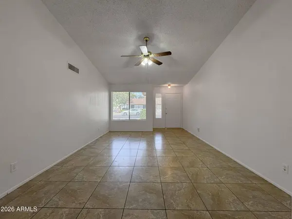 3111 E CHARLESTON Avenue, Phoenix, AZ 85032
