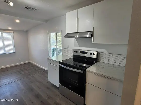 1445 E TAYLOR Street #2