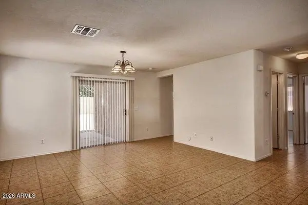 7407 S SUNRISE Way, Buckeye, AZ 85326