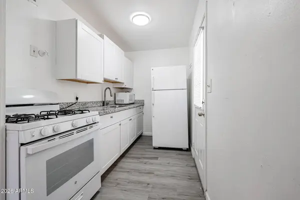 3315 E CAMBRIDGE Avenue #3