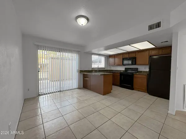 6729 N 44TH Avenue, Glendale, AZ 85301