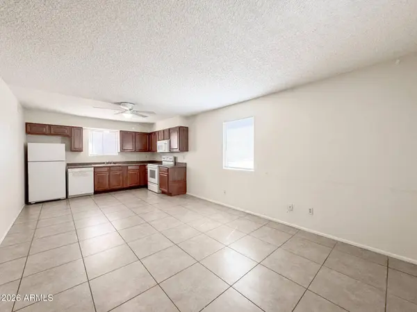 2650 E MCKELLIPS Road #207, Mesa, AZ 85213