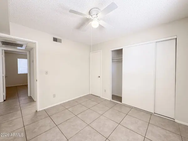 2650 E MCKELLIPS Road #207, Mesa, AZ 85213