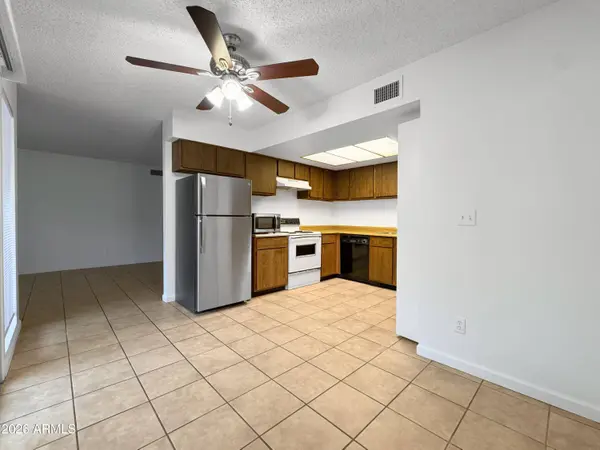 3202 W LOMA Lane #2