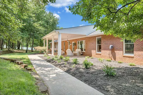 439 Wiggington, Lynchburg, VA 24502