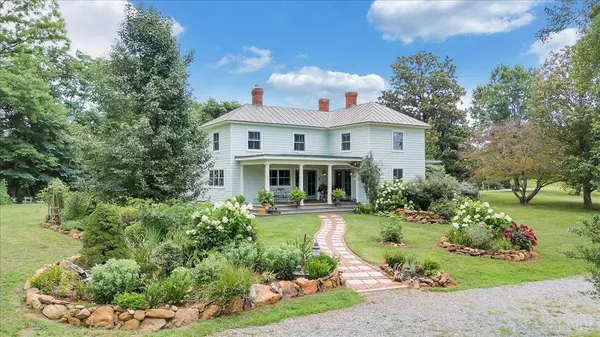 785 Jonesboro RD, Roseland, VA 22967