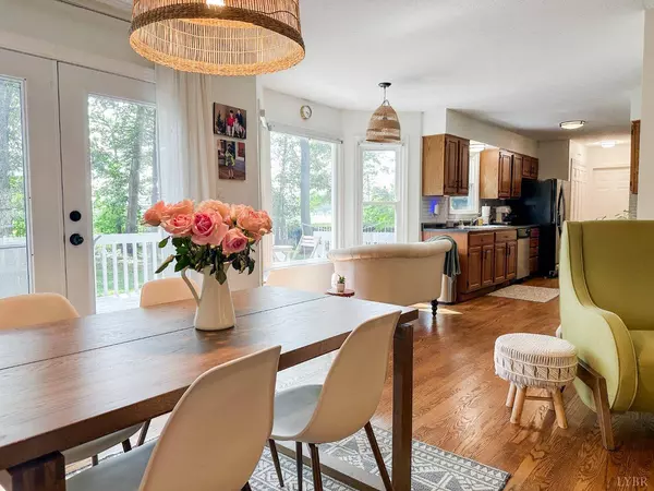 110 Shady Oak LN, Forest, VA 24551