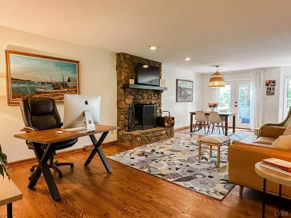 110 Shady Oak LN, Forest, VA 24551