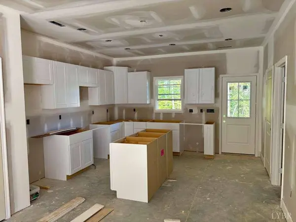 110 Aaron PL, Lynchburg, VA 24502
