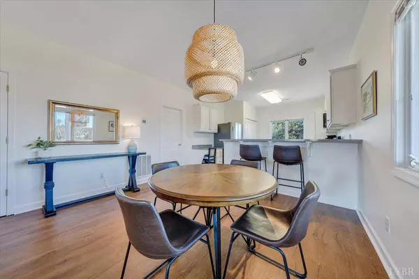 1137 Mariners WAY, Huddleston, VA 24104