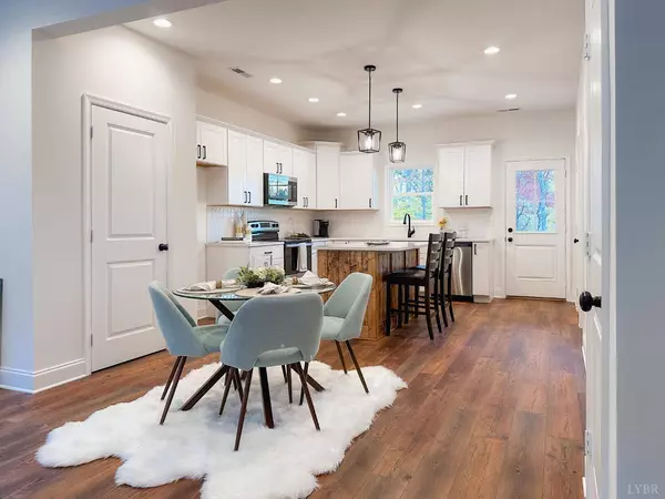 110 Aaron PL, Lynchburg, VA 24502