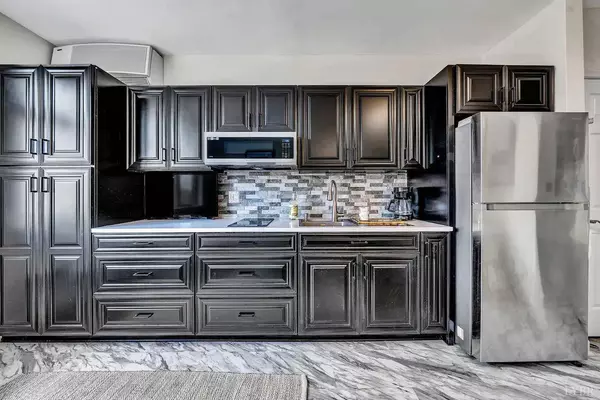 1273 Graves Harbor TRL, Huddleston, VA 24104