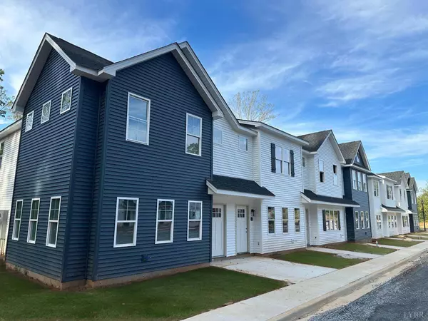 110 Aaron PL, Lynchburg, VA 24502