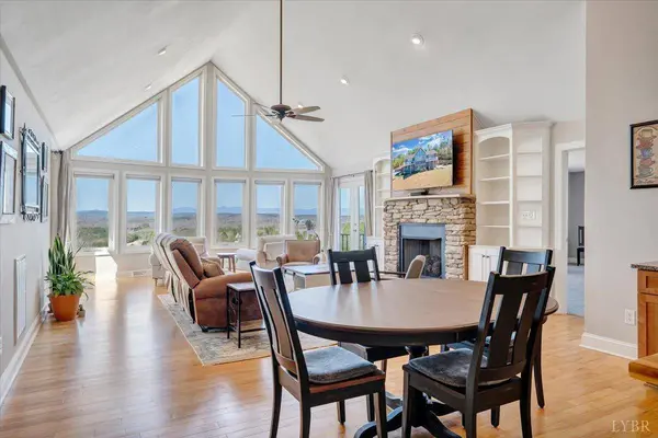 439 Gardner Farm RD, Appomattox, VA 24522