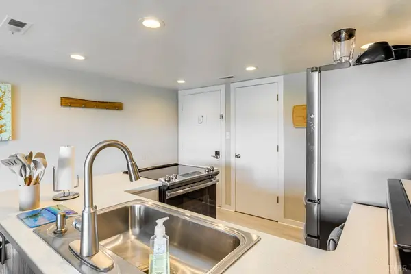 120 Sailors Cove DR, Moneta, VA 24121