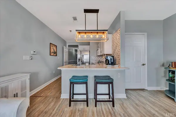 1273 Graves Harbor TRL, Huddleston, VA 24104