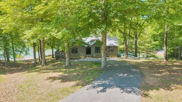 194 Kings WAY, Wirtz, VA 24184