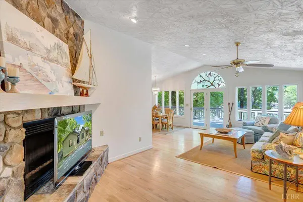 194 Kings WAY, Wirtz, VA 24184