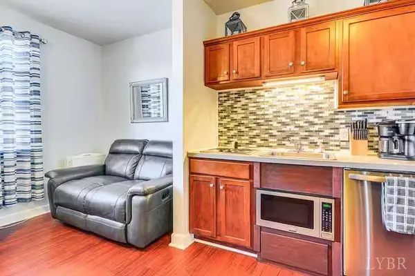 1273 Graves Harbor TRL, Huddleston, VA 24104