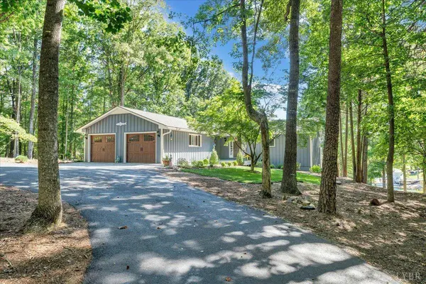 154 Key Lakewood DR, Moneta, VA 24121