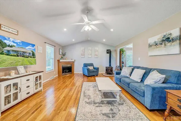 1064 Somers WAY, Forest, VA 24551