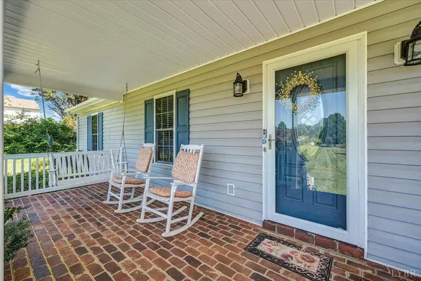 1064 Somers WAY, Forest, VA 24551