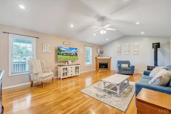 1064 Somers WAY, Forest, VA 24551