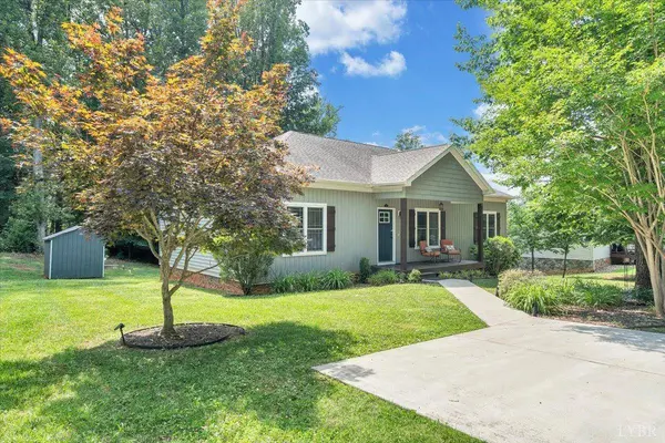 1316 Willow Oak DR, Forest, VA 24551
