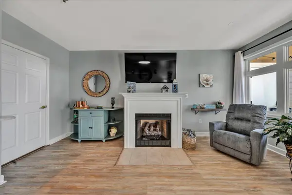 1273 Graves Harbor TRL, Huddleston, VA 24104