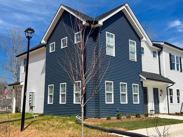 110 Aaron PL, Lynchburg, VA 24502