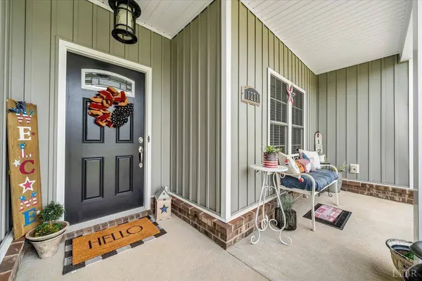 1271 Hupps Hill LN, Forest, VA 24551