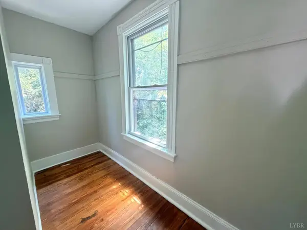 1816 Grace ST, Lynchburg, VA 24504