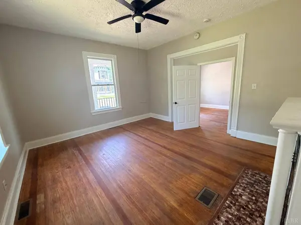 1816 Grace ST, Lynchburg, VA 24504