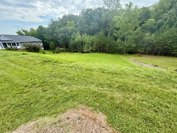 3 Emerald Bay DR, Moneta, VA 24121