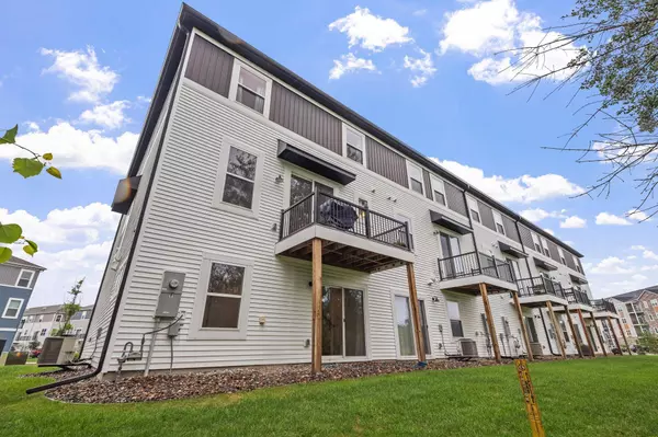 8612 Kenyon CT NE #A, Blaine, MN 55449