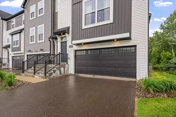 8612 Kenyon CT NE #A, Blaine, MN 55449