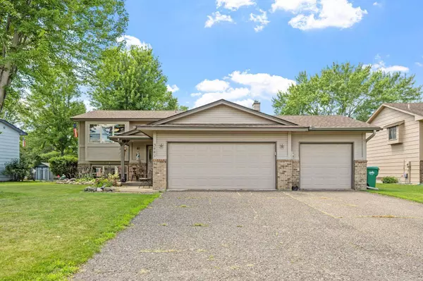 3441 E Mineral Pond BLVD, Anoka, MN 55303