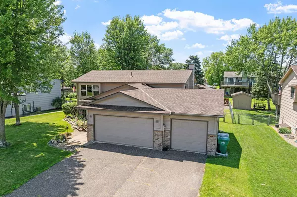 3441 E Mineral Pond BLVD, Anoka, MN 55303