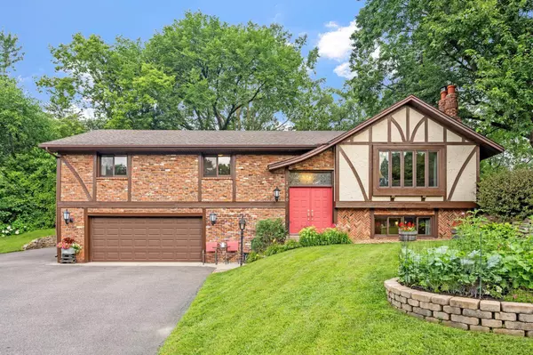 1730 1st ST SW, New Brighton, MN 55112