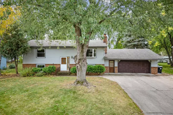 7707 111th AVE N, Champlin, MN 55316