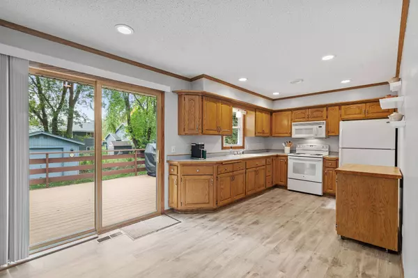 7707 111th AVE N, Champlin, MN 55316