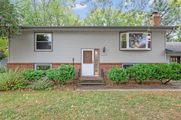 7707 111th AVE N, Champlin, MN 55316