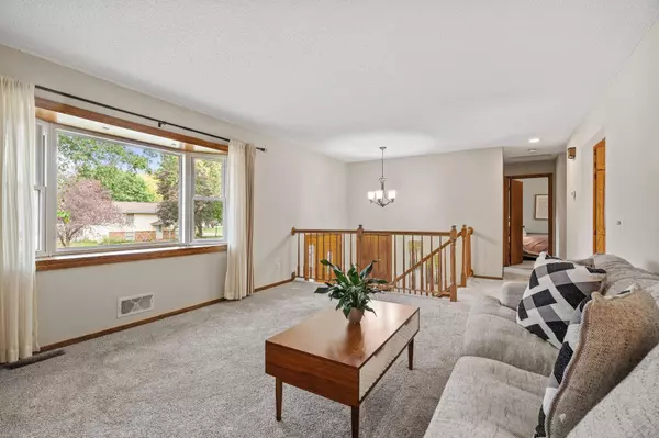 7707 111th AVE N, Champlin, MN 55316