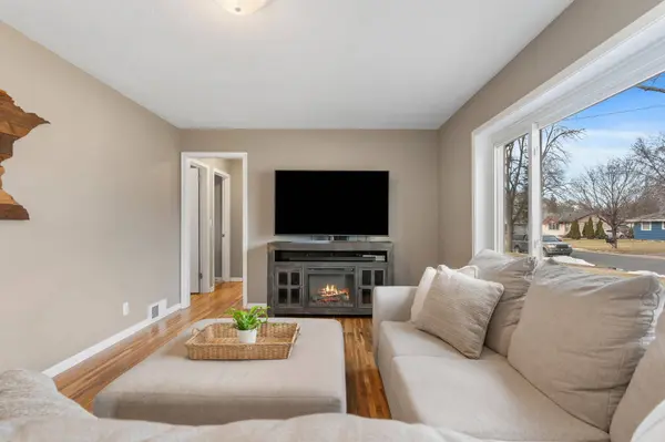 11240 Crocus ST NW, Minneapolis, MN 55433