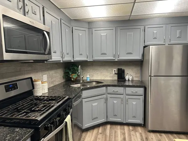 6650 Vernon AVE S #407, Edina, MN 55436