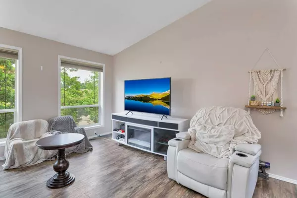 5208 Lansdowne AVE, Blackfalds, AB T0M 0J0