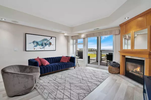 5100 Lakeshore DR #310, Sylvan Lake, AB T4S 2L7