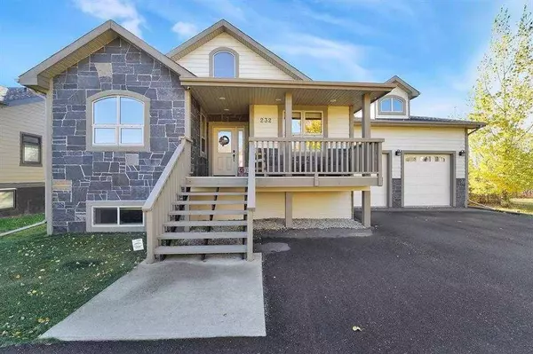 232 Canal ST, Rural Ponoka County, AB T0C 2J0