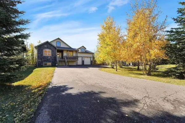 232 Canal ST, Rural Ponoka County, AB T0C 2J0