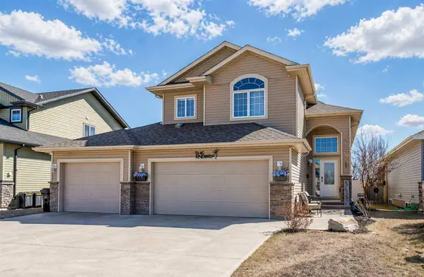13 Cyprus RD, Blackfalds, AB T4M 0E2